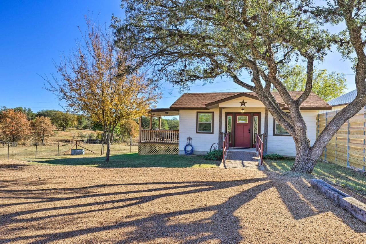 Cozy Fredericksburg Studio Near Wineries! Kültér fotó