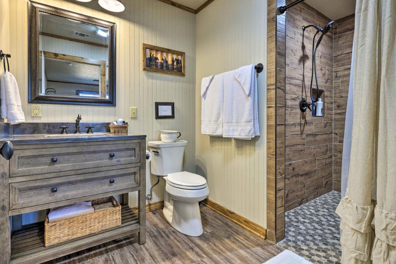Cozy Fredericksburg Studio Near Wineries! Kültér fotó